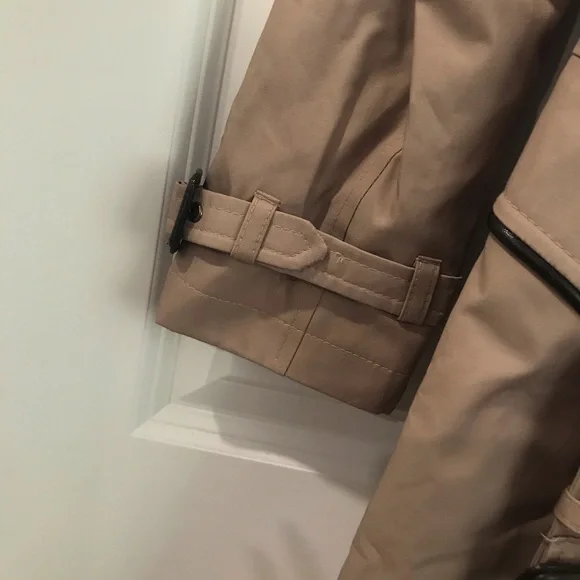 🚨LAST CHANCE🚨 Ralph Lauren Belted Trench Coat Sand - Picture 9 of 10